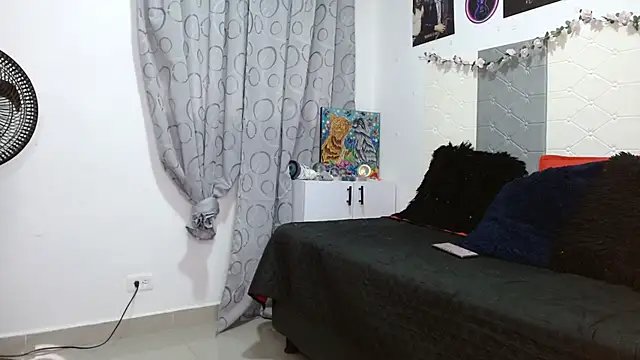 scarlett  morgan online show from February 16, 2:06 pm