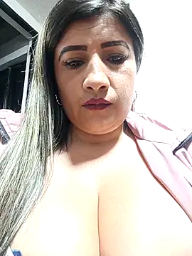 Hannahcandyy online show from February 27, 2:11 am