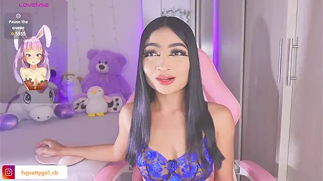 urfavprettygirl online show from November 17, 11:27 pm