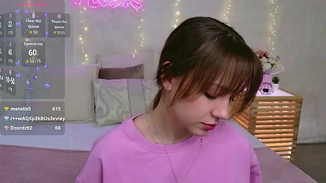 AliceBrayan online show from April 16, 9:39 pm