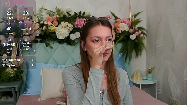 AliceBrayan online show from March 6, 5:41 pm