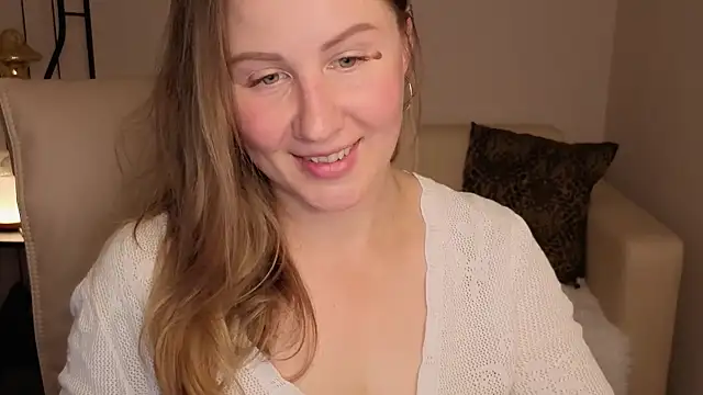 Snapshot of Helens_love chatting on September 28, 2:07 am Helens love online show from September 28, 2:07 am