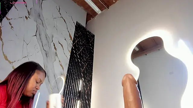 ebony hot1 online show from April 15, 1:55 pm