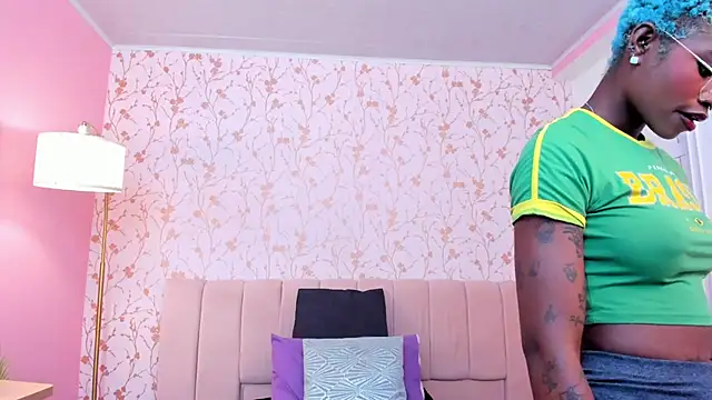 amber-hill online show from March 20, 7:08 pm