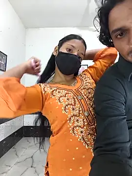 riya190 online show from November 15, 6:09 pm