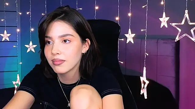 Snapshot of Stacy_Gonzales_ chatting on October 9, 1:59 pm Stacy Gonzales  online show from October 9, 1:59 pm