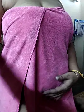 Snapshot of Madhavi_mishra chatting on October 2, 6:51 am Madhavi mishra online show from October 2, 6:51 am