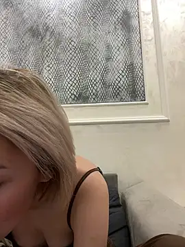 SandraCarter online show from February 5, 8:17 am