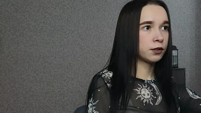 LilithStrangfor online show from April 21, 4:19 am