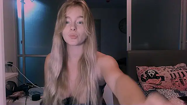 Eva Jaya online show from October 27, 12:33 pm