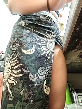 florecita9 online show from April 6, 6:09 pm