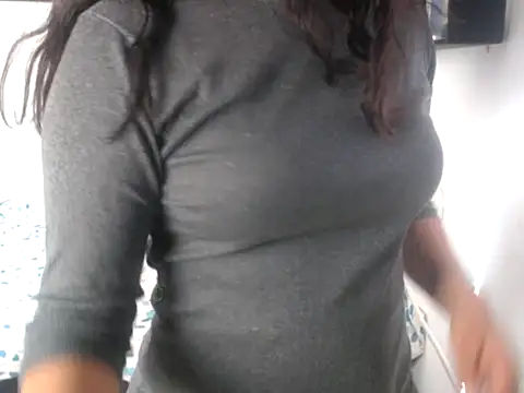 HannaKlein online show from September 22, 5:55 pm