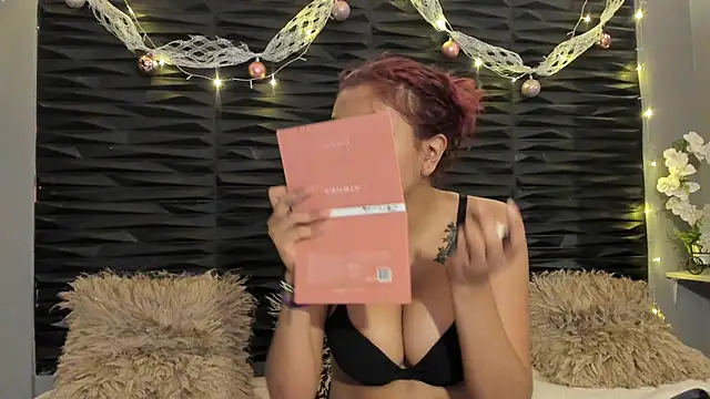 Ava jones1 online show from December 17, 1:48 pm