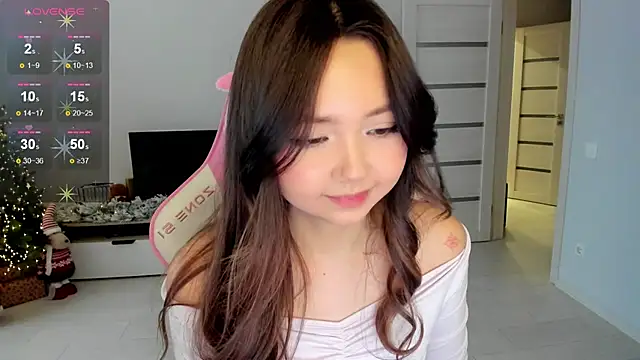 Fluffy Rose online show from December 15, 4:18 am