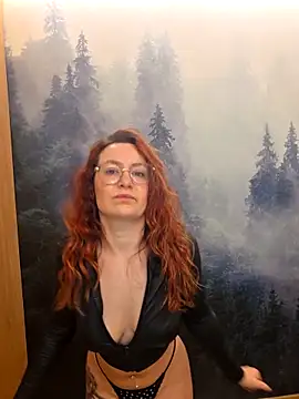 ladoucedu34 online show from April 4, 9:24 pm