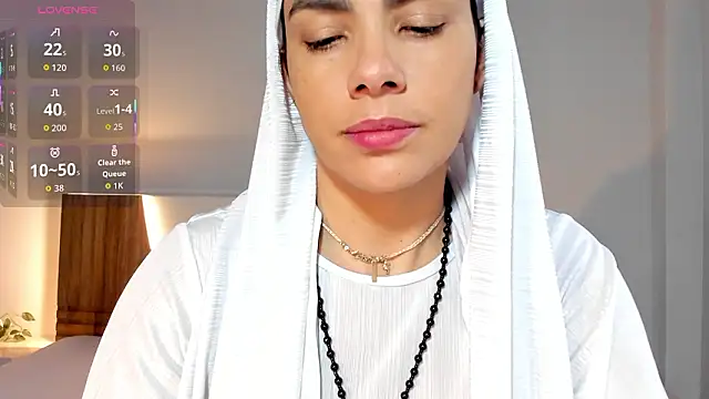 ClaraMariaMon online show from March 11, 3:47 pm