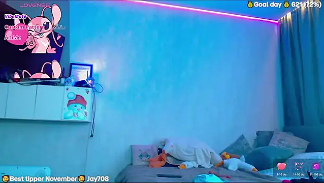 SuchCute online show from November 28, 3:42 am