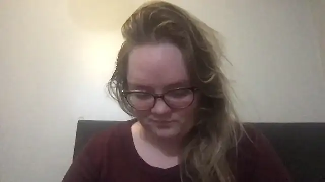 honeyyy24 online show from October 29, 9:28 pm