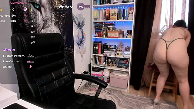 CrissNight online show from February 15, 9:30 am