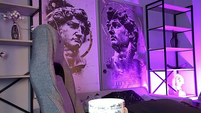 AliceSunday online show from January 9, 5:23 am