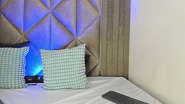 BriaConner  online show from September 13, 2:41 am