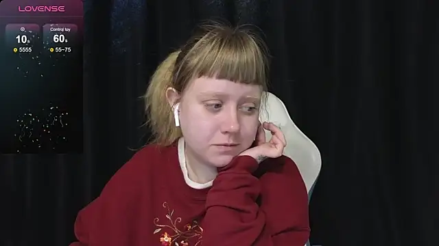 June shy0 online show from March 21, 8:19 am