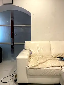 sissytrainz online show from November 30, 7:23 am