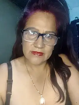 Edged Hot69 online show from September 28, 9:09 pm