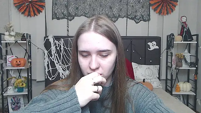 LauraHlot online show from November 4, 6:46 pm