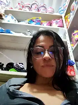 Linda Lars online show from December 5, 4:23 am