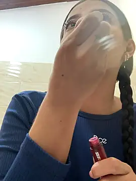 Arilw online show from January 6, 7:06 pm