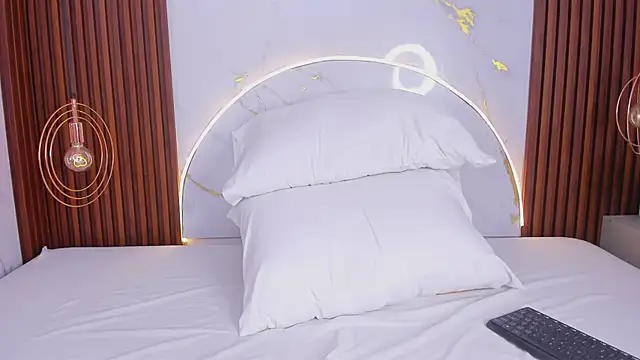 miamiller69 online show from February 13, 5:09 am