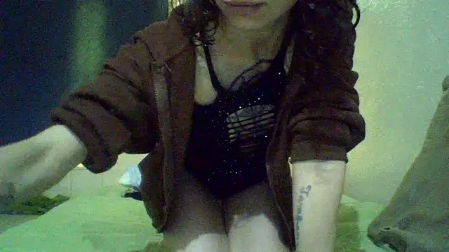 CELEna098rs707 online show from April 14, 7:03 pm