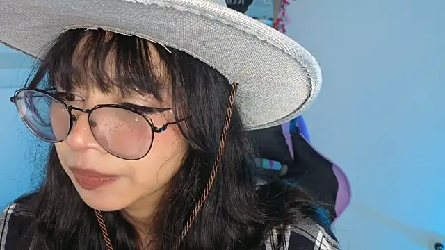 Yommi Winx online show from January 16, 7:37 am