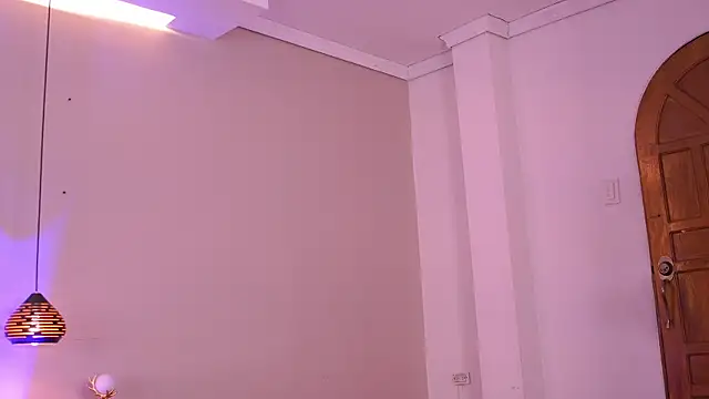 Snapshot of _SofiaCortez_ chatting on September 30, 12:22 pm SofiaCortez online show from September 30, 12:22 pm