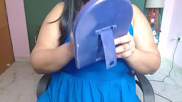 Naughty Ayesha1 online show from February 19, 9:53 am