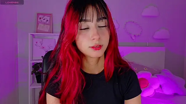 ParisFox  online show from January 14, 10:04 pm