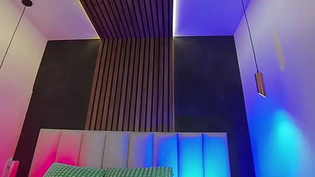 ParisFox  online show from February 17, 8:52 pm