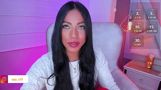 Snapshot of Amber_villalobos_ chatting on September 25, 4:11 am Amber villalobos online show from September 25, 4:11 am