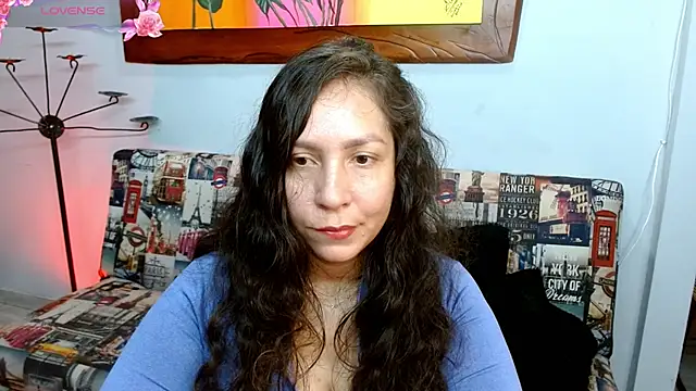 Snapshot of naihroby chatting on September 30, 6:41 am naihroby online show from September 30, 6:41 am