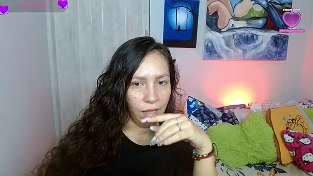 Snapshot of naihroby chatting on October 16, 6:16 am naihroby online show from October 16, 6:16 am