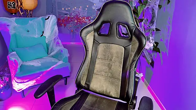 LolaAsmus online show from October 23, 5:35 am