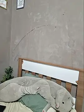luuhcat09 online show from June 3, 1:18 am