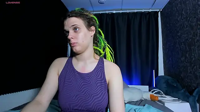 KIKI Krash online show from November 26, 10:05 am