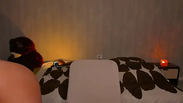 EricaPowers online show from July 24, 7:22 pm