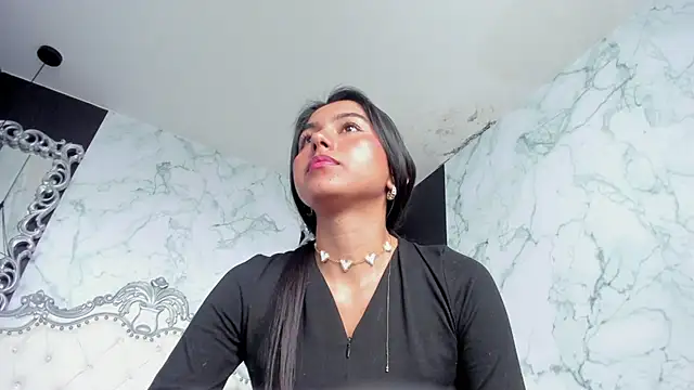 Snapshot of Emmy_Cute18 chatting on September 9, 1:44 pm Emmy Cute18 online show from September 9, 1:44 pm