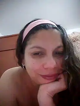 Carliina Soussa online show from November 13, 4:44 am