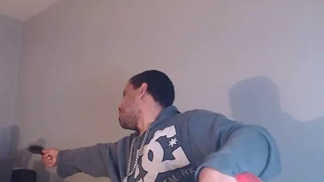 Tjskigh online show from April 13, 2:46 am