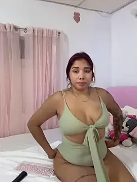 LucyMartelli online show from March 20, 11:37 am