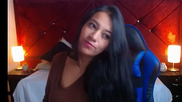 Julietacollins06 online show from March 31, 2:17 pm